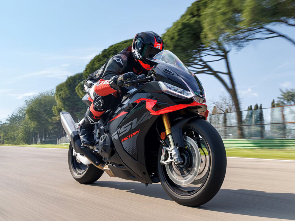 Aprilia RSV4 1100 Factory