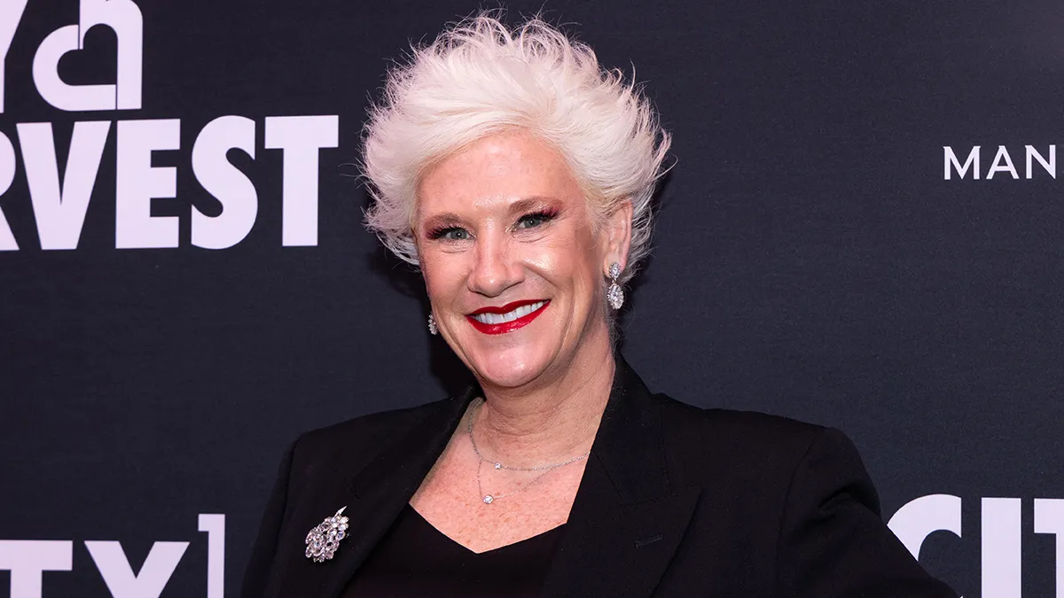 how did anne burrell die